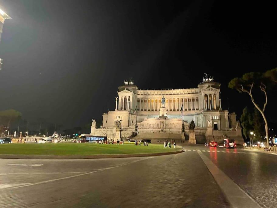 Gateway To Rome's Treasures Apartamento *